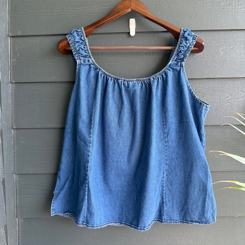 Zoey Beth Plus Chambray Peasant Tank Top Blue Babydoll Denim Blouse - Picture 2 of 8